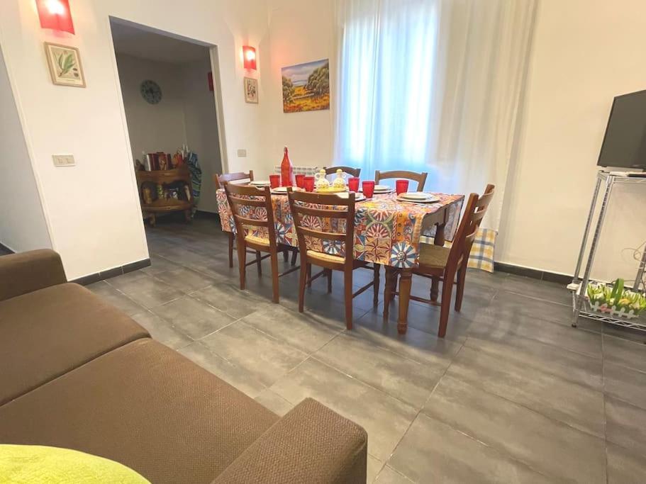 Residenza Lincoln Appartement Palermo Buitenkant foto